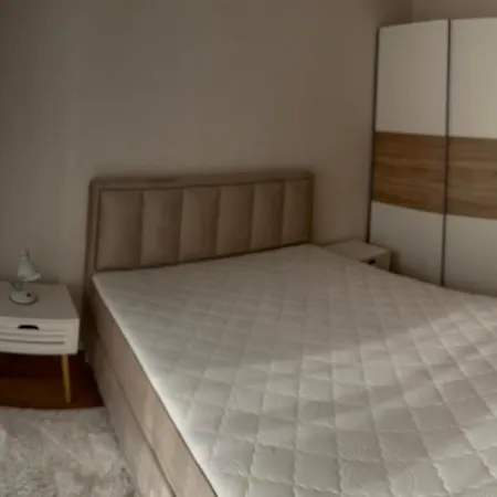 Lejlighed Stylish One Bedroom Point With -garage 5 Eur Per Day